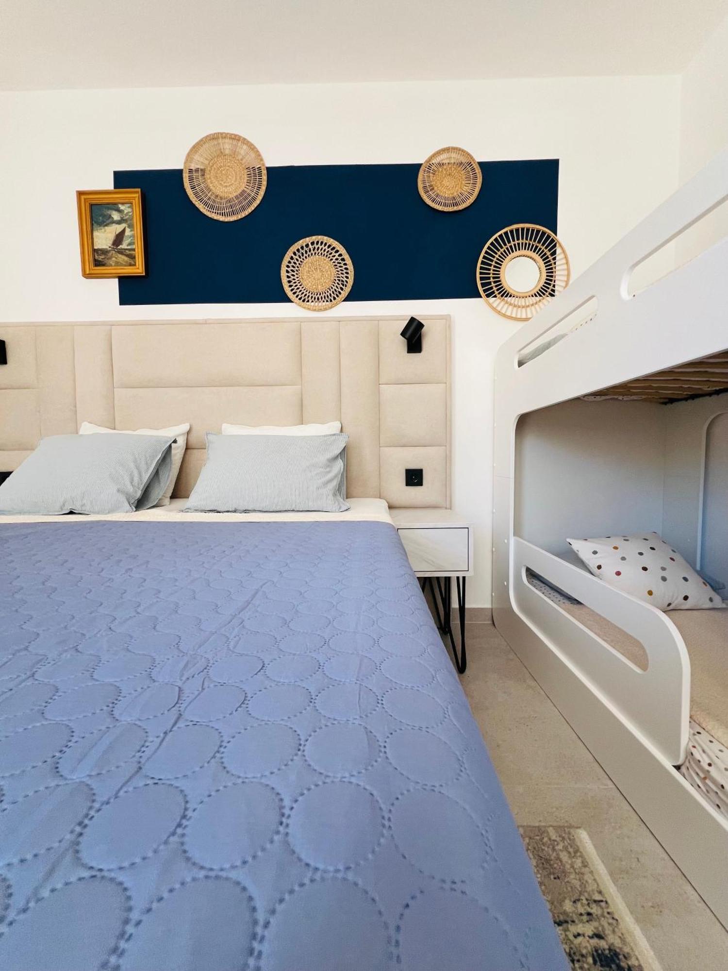 Apartments Zora Trogir Eksteriør bilde