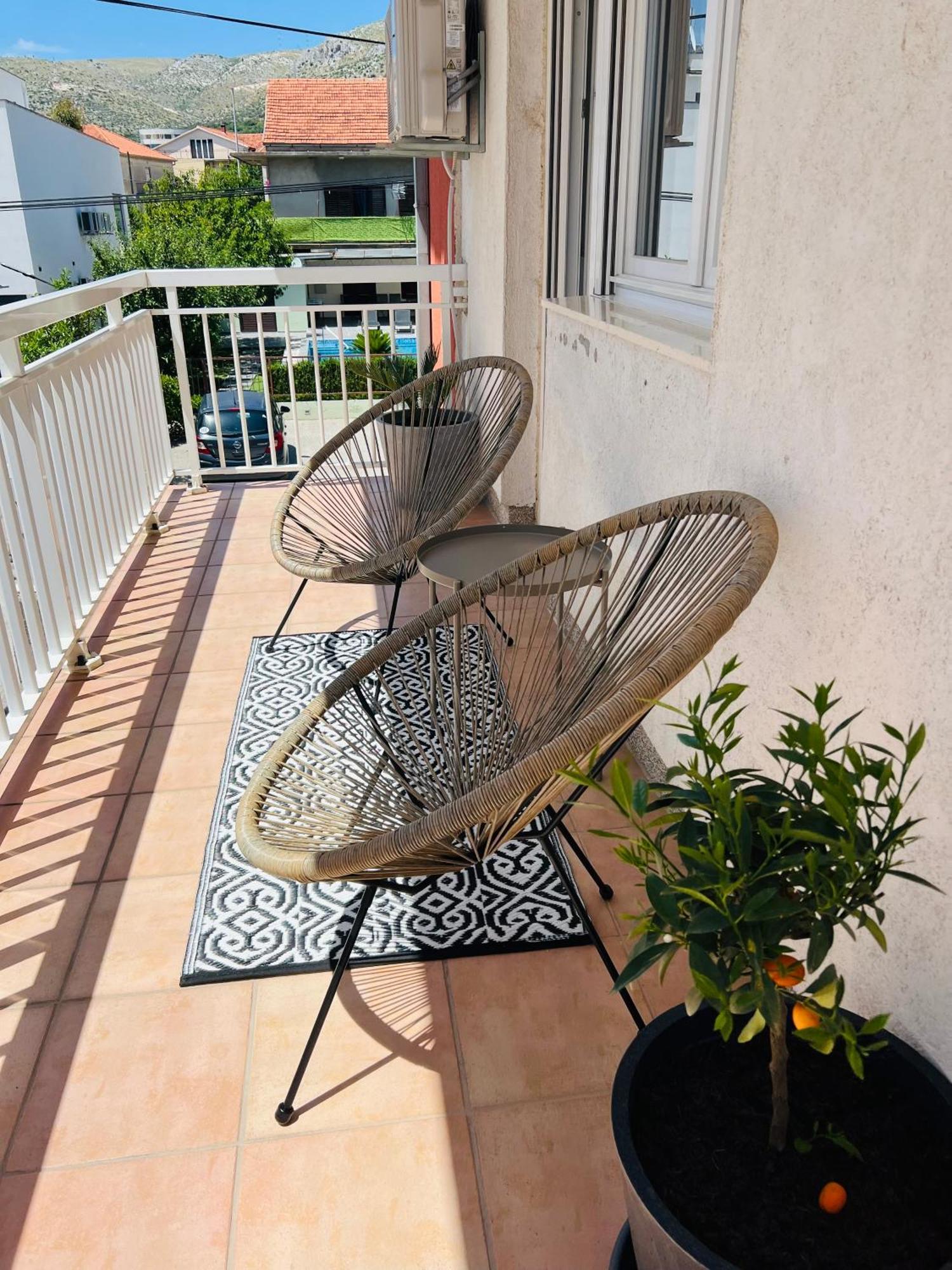Apartments Zora Trogir Eksteriør bilde