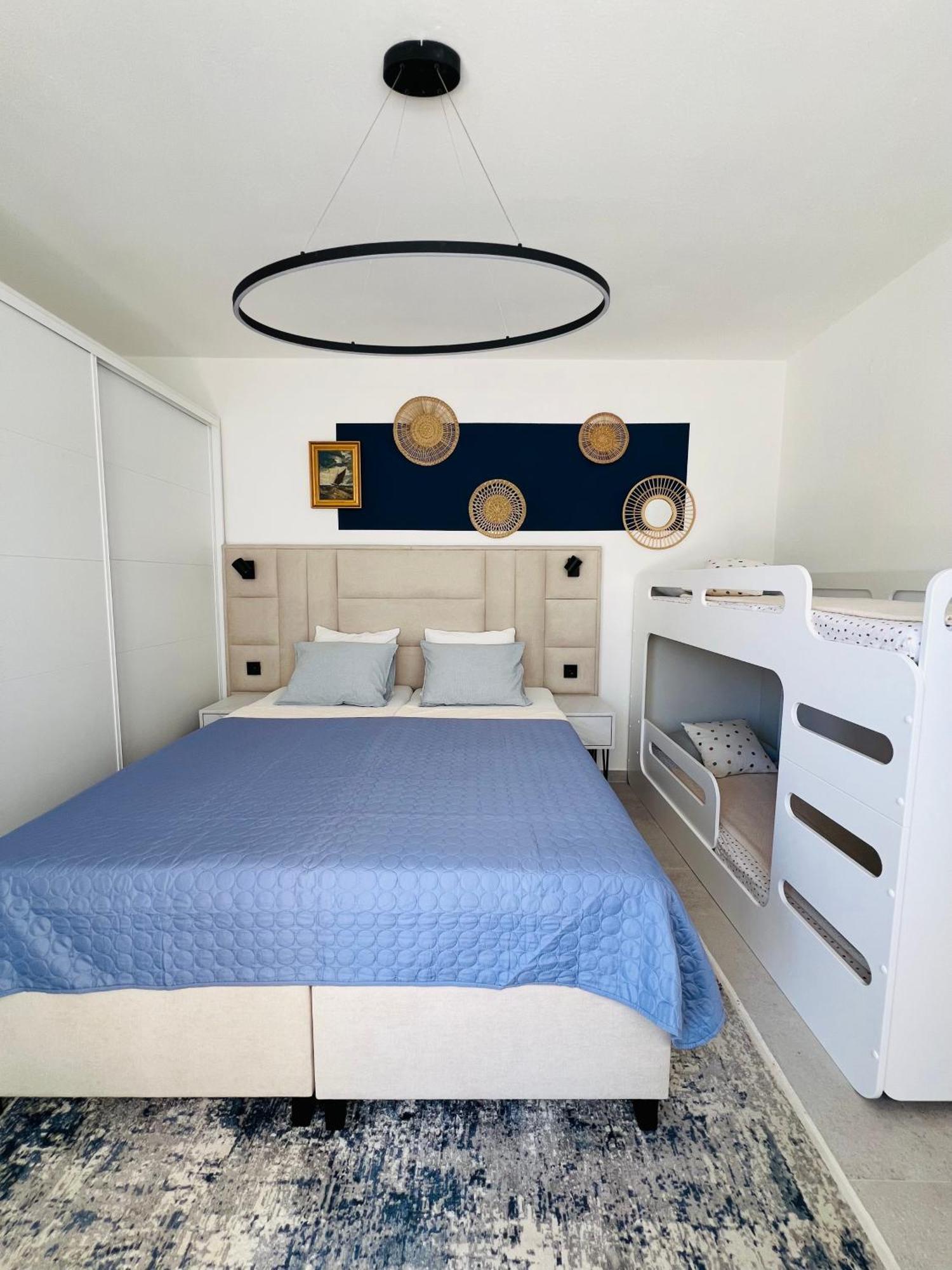 Apartments Zora Trogir Eksteriør bilde